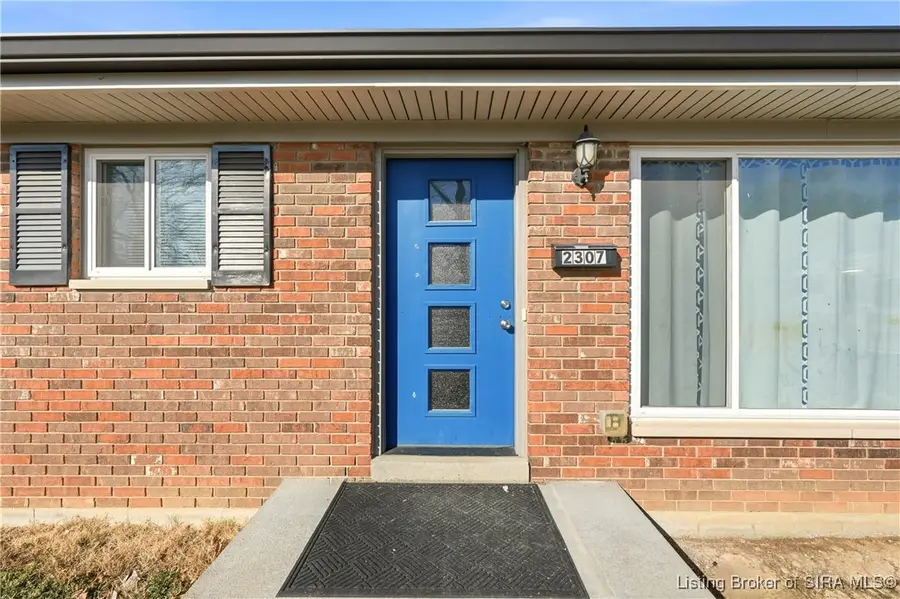 2307 Sanderson Avenue, New Albany, IN 47150 - #3