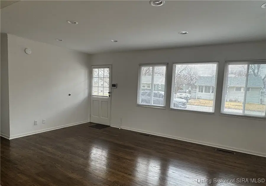 1524 Elliott, Jeffersonville, IN 47130 - #3