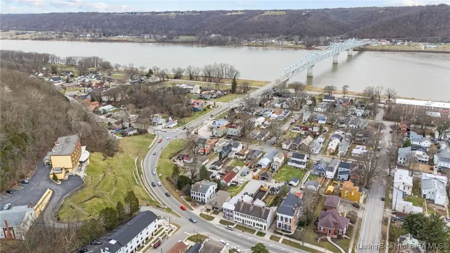 712 E Main Street, Madison, IN 47250 - #3