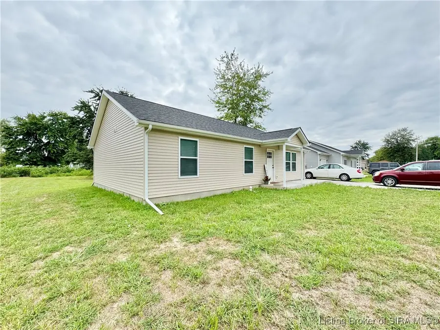 613 E Walnut Street, Crothersville, IN 47229 - #2