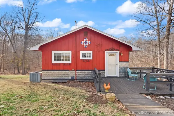 7135 S Bluestone Lake Drive, Pekin, IN 47165