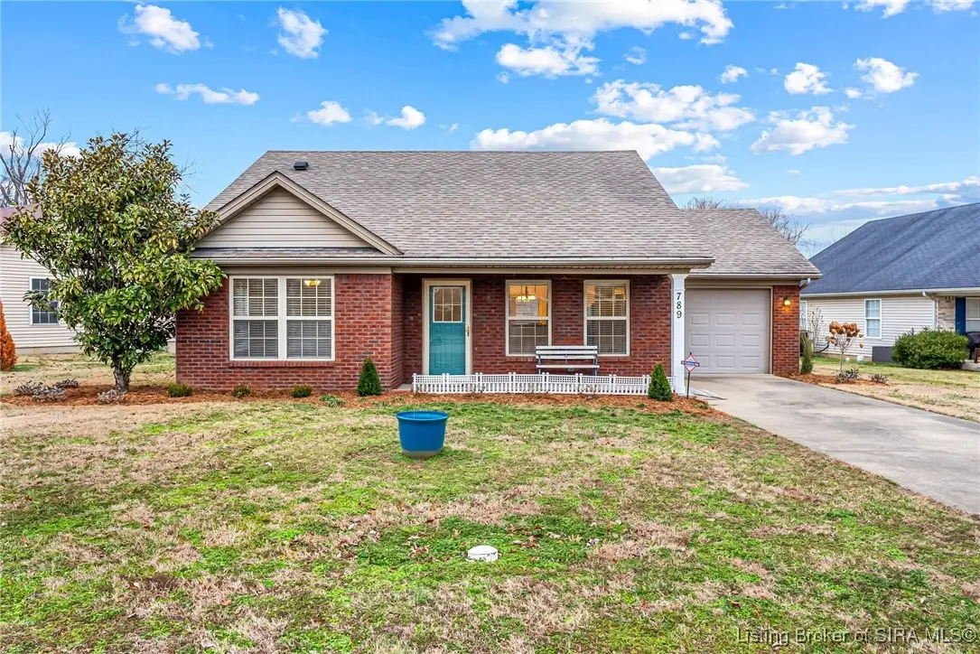789 Rose Avenue, Jeffersonville, IN 47130 - #1