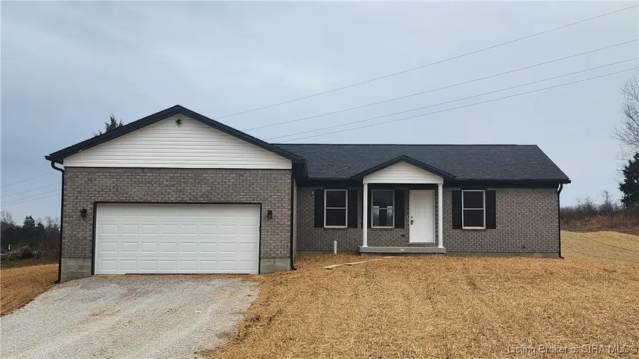 118 S Hunter Trace, Salem, IN 47167 - #2