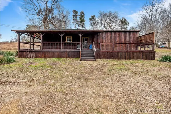 4665 S Mount Zion Church Road, Pekin, IN 47165