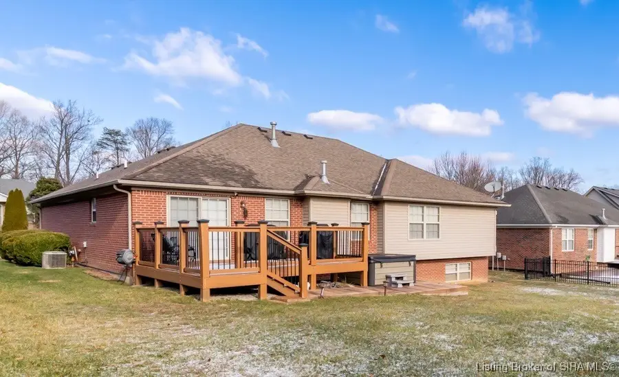 7033 Plum Creek Dr Plum Creek Dr, Sellersburg, IN 47172-8921 - #3