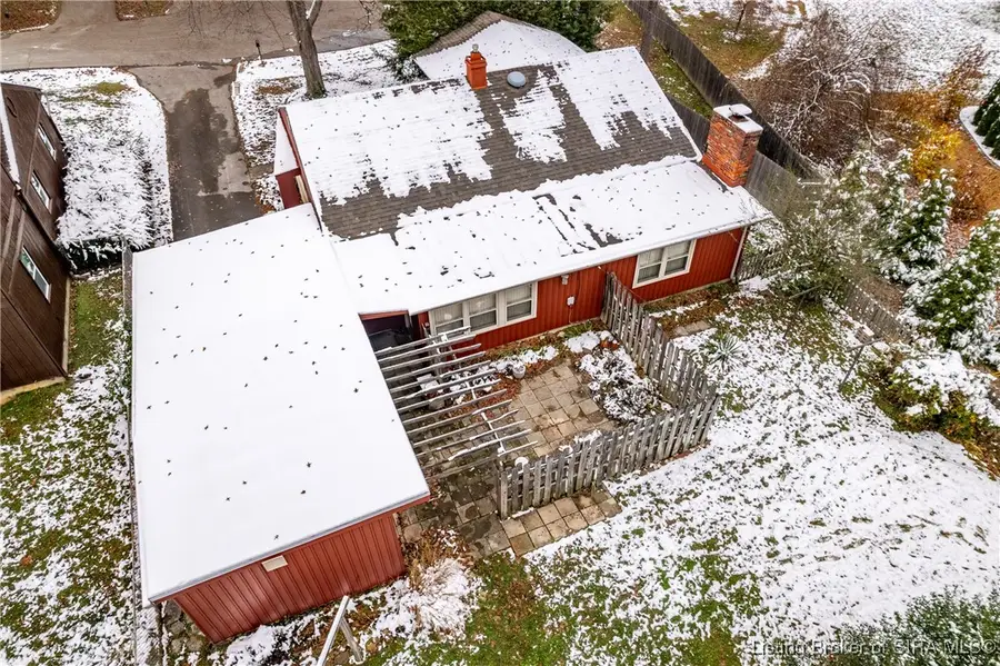 2725 Hillview Drive, New Albany, IN 47150 - #2