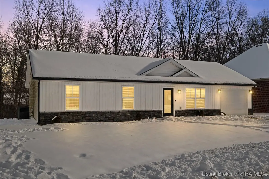 850 Twin Oaks Drive, Henryville, IN 47126 - #1