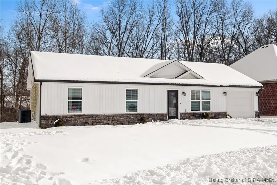 850 Twin Oaks Drive, Henryville, IN 47126 - #2