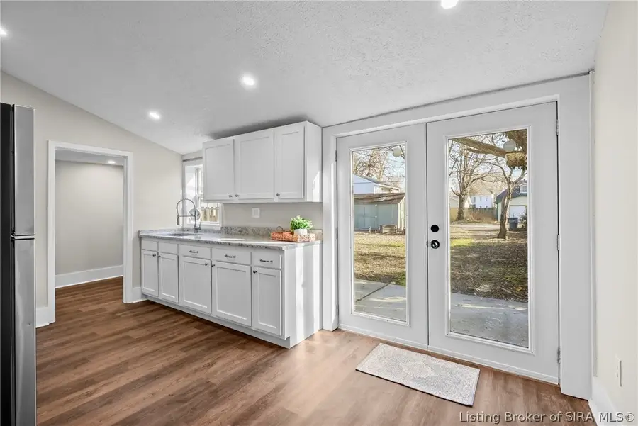 1808 Culbertson Avenue, New Albany, IN 47150 - #3