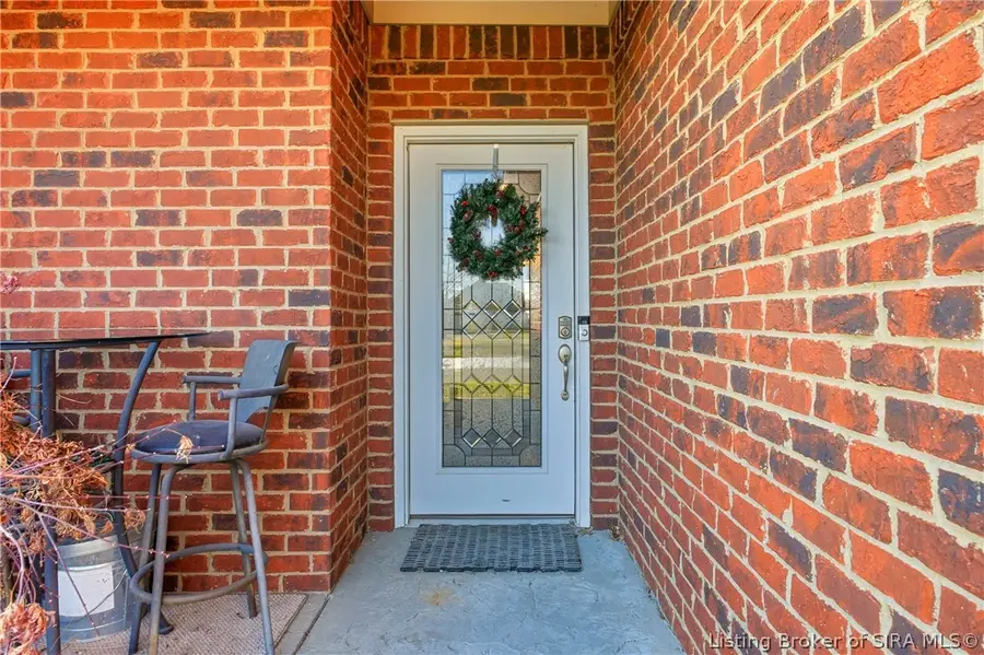 3019 Sarah Beth Way, Jeffersonville, IN 47130 - #3