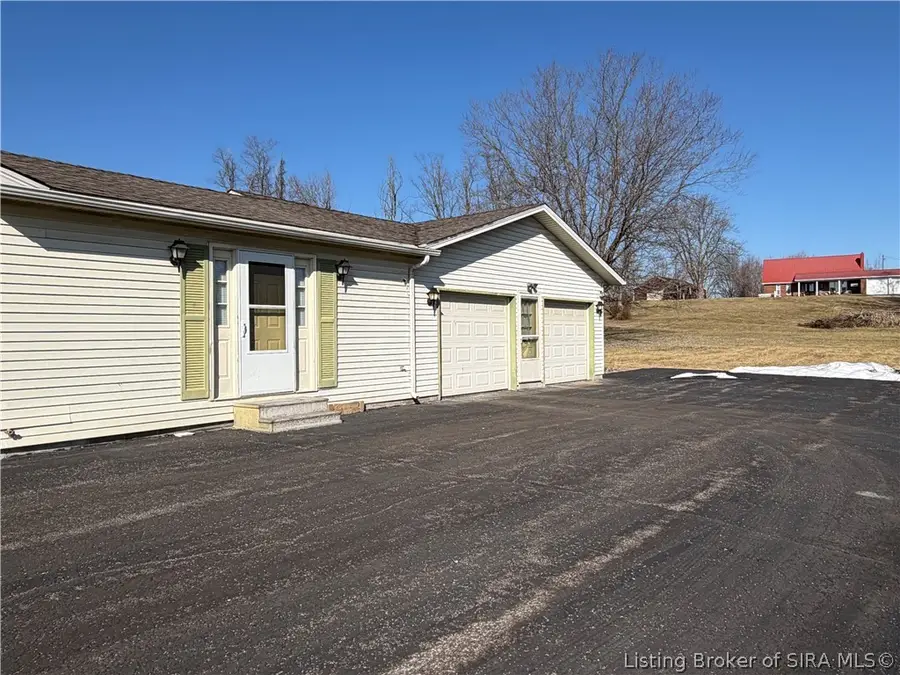 404 W Craig Road, Scottsburg, IN 47170 - #3