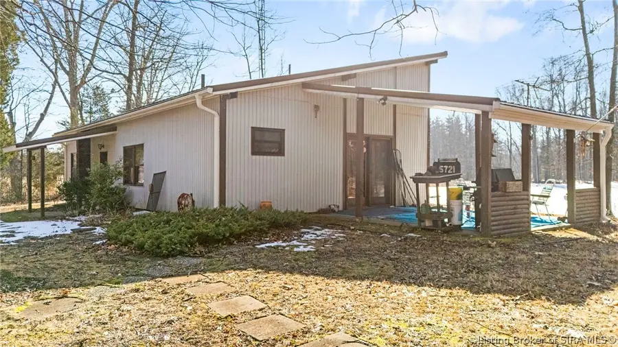 5721 W Oak Hill Road, Scottsburg, IN 47170 - #2