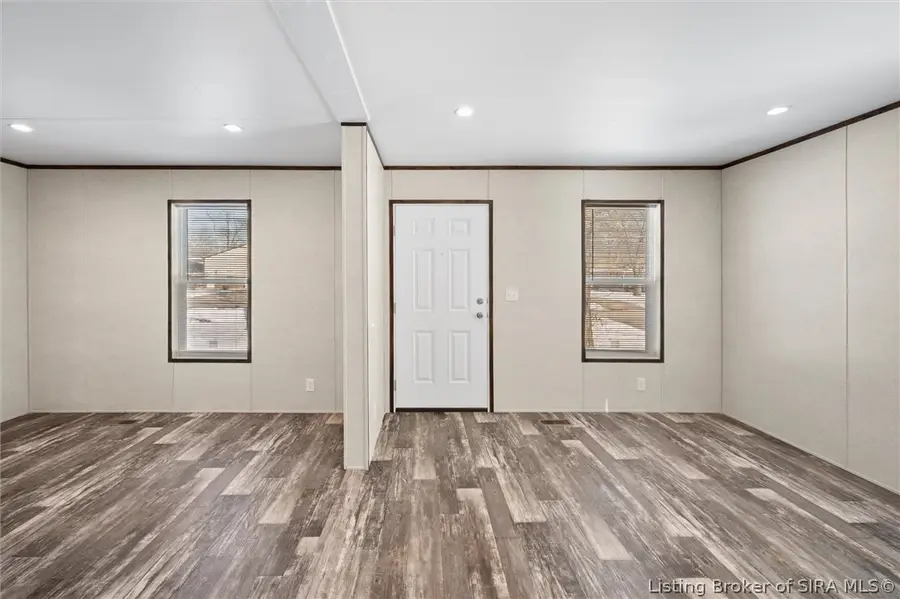 221 Williams Street, Jeffersonville, IN 47130 - #3