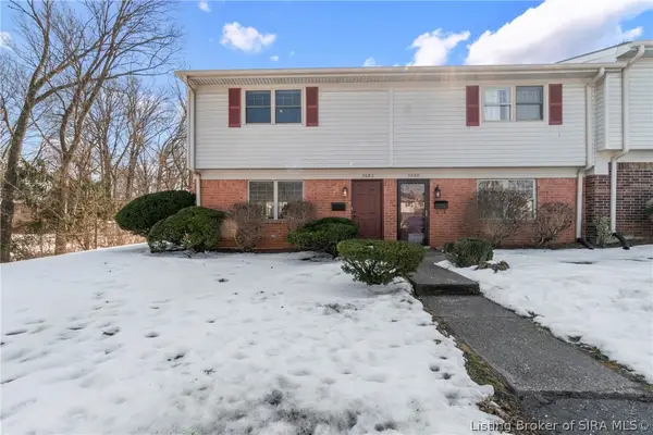 3082 Wooded Way, Jeffersonville, IN 47130