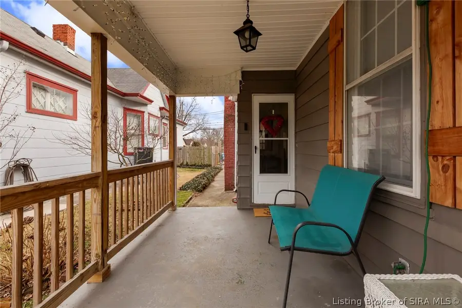 1118 E Spring Street, New Albany, IN 47150 - #3