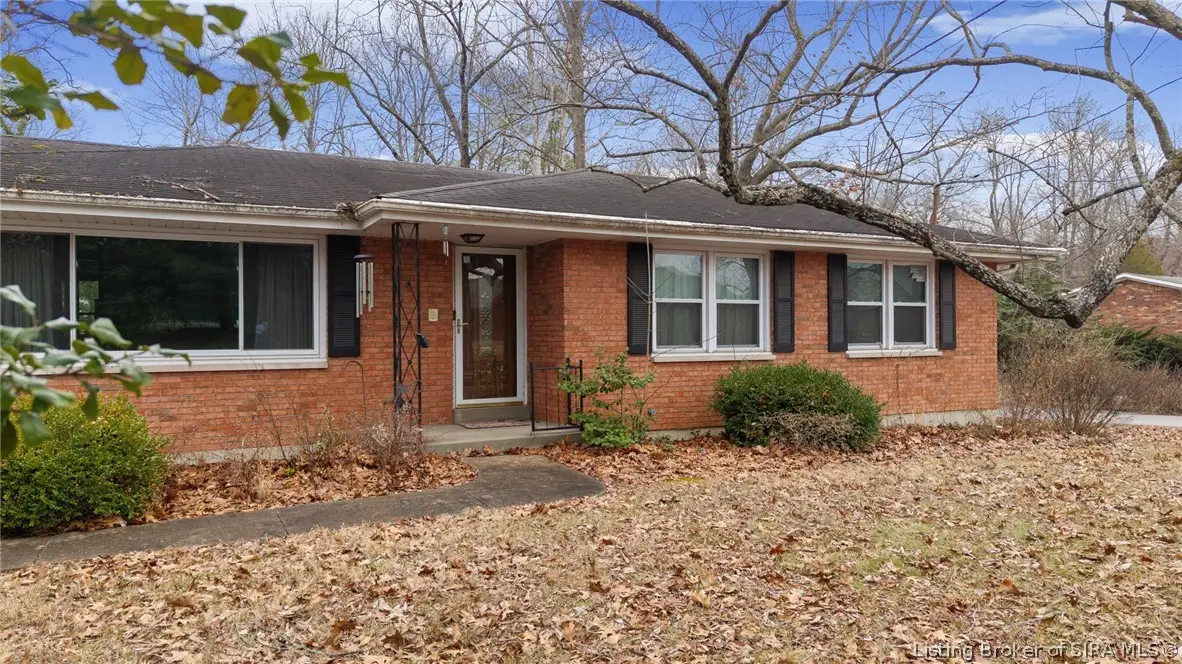 3801 Chapel Lane, New Albany, IN 47150 - #1