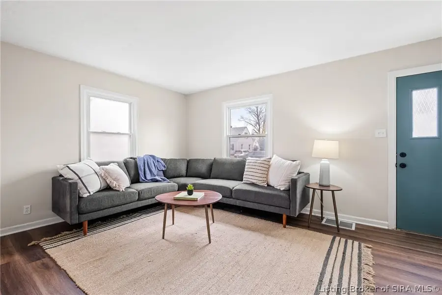 511 N Taggart Avenue, Clarksville, IN 47129 - #3