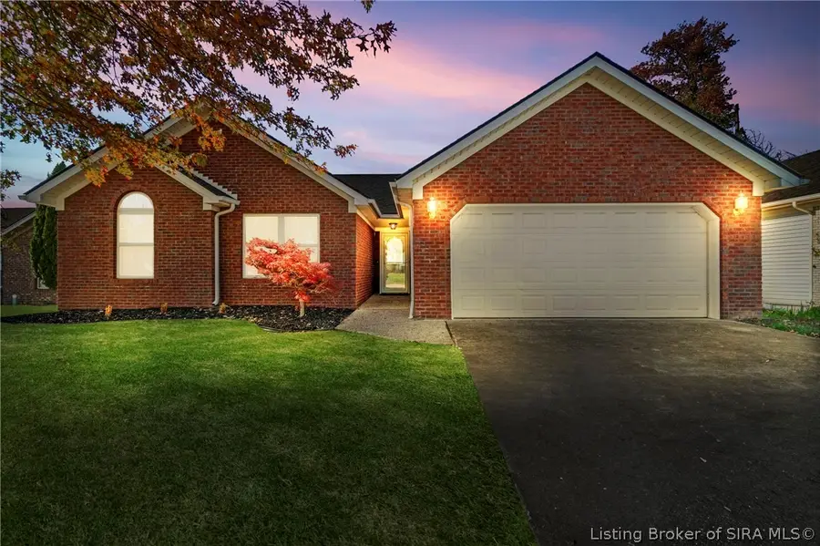 3703 Parkview Way, Jeffersonville, IN 47130 - #2