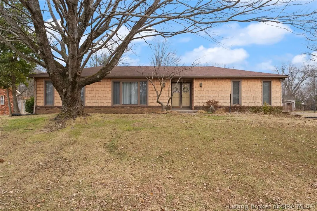 112 Clearview Drive, Jeffersonville, IN 47130 - #1