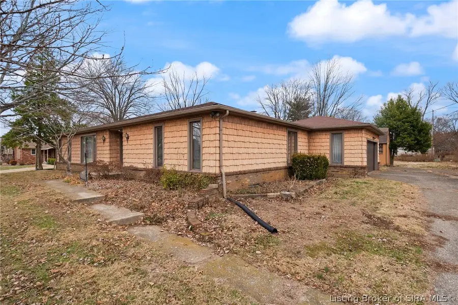 112 Clearview Drive, Jeffersonville, IN 47130 - #3