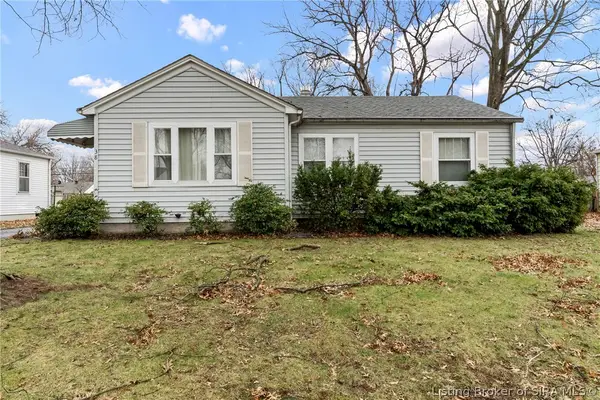 38 Louise Street, Jeffersonville, IN 47130