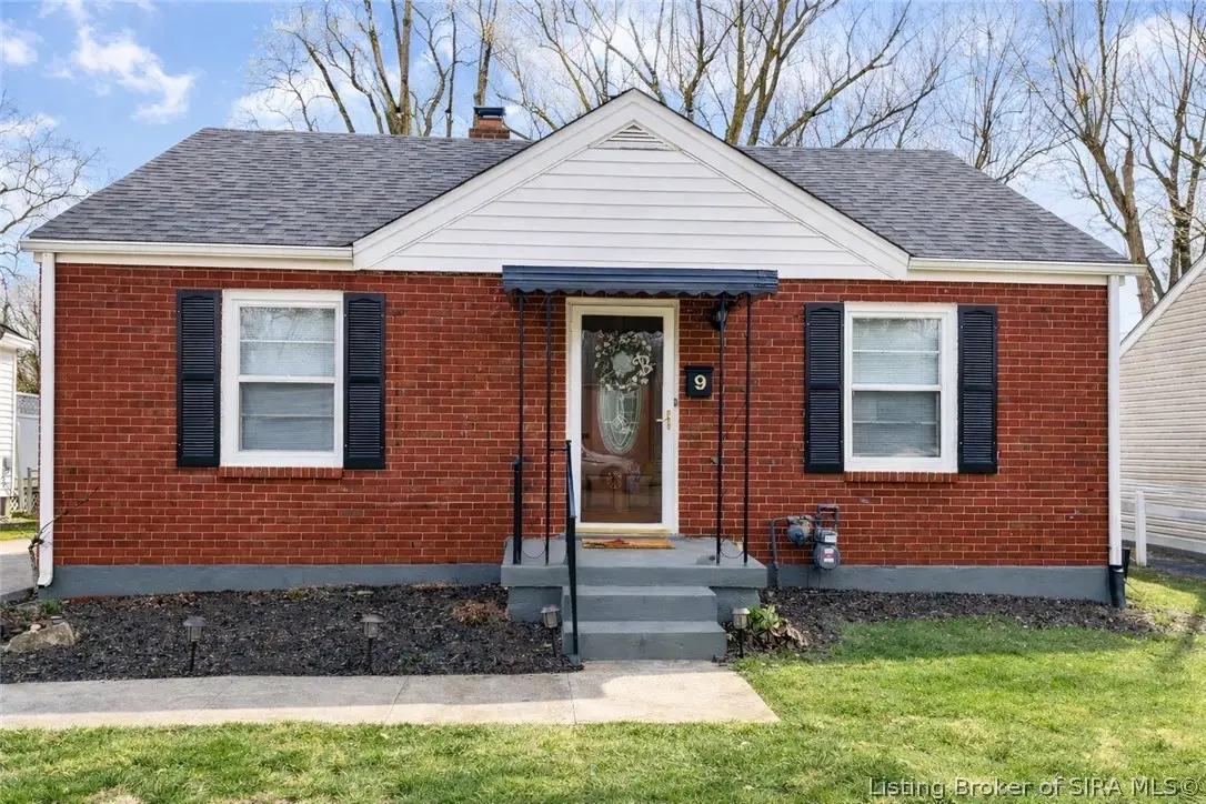 9 Louise Street, Jeffersonville, IN 47130 - #1