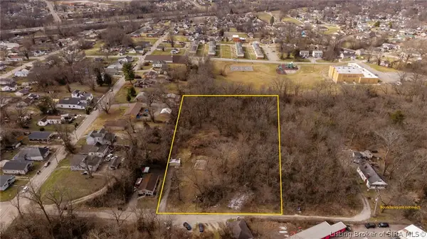 1115 Hildreth Street, New Albany, IN 47150