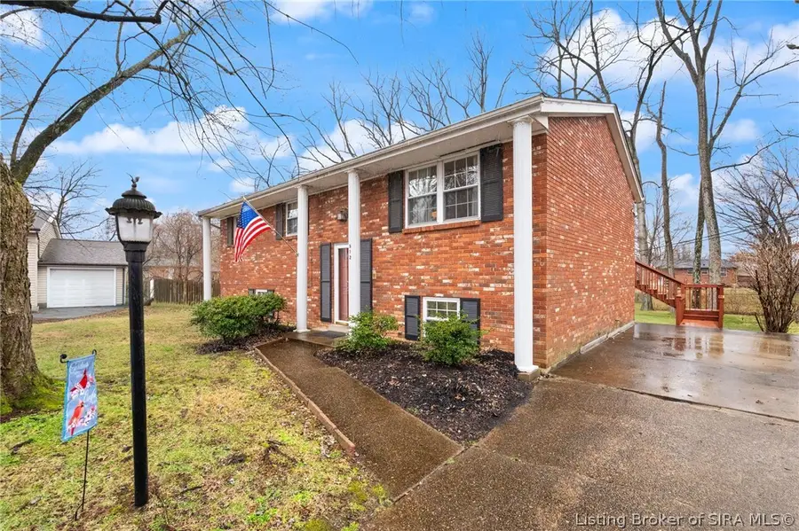 812 Congress Court, Jeffersonville, IN 47130 - #2