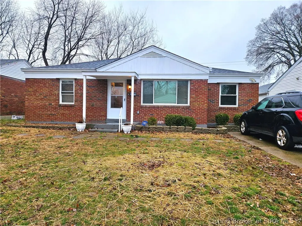 216 E Lewis Street, New Albany, IN 47150 - #1