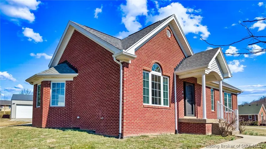 5605 Saint Johns Road, Floyds Knobs, IN 47119 - #2