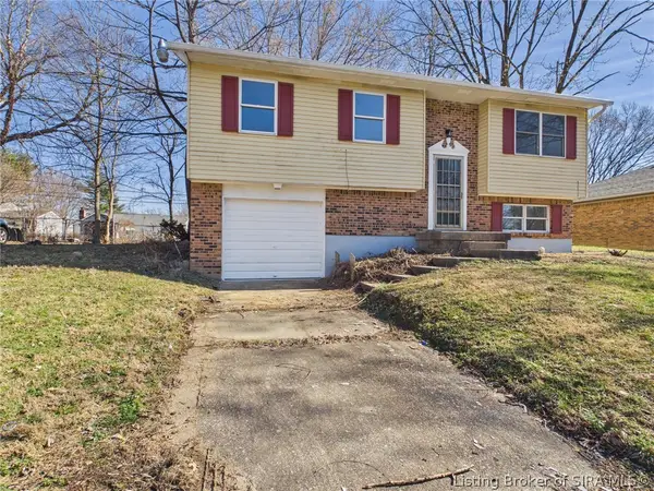 211 Webster Boulevard, Jeffersonville, IN 47130