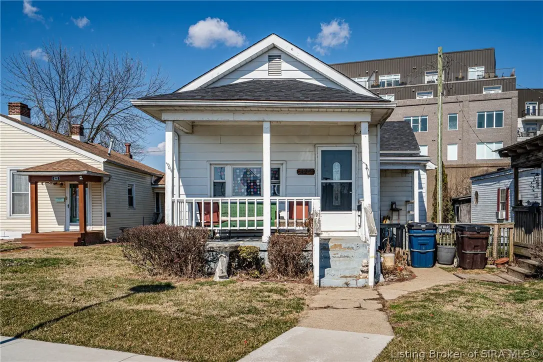 427/429 E Riverside Drive, Clarksville, IN 47129 - #1