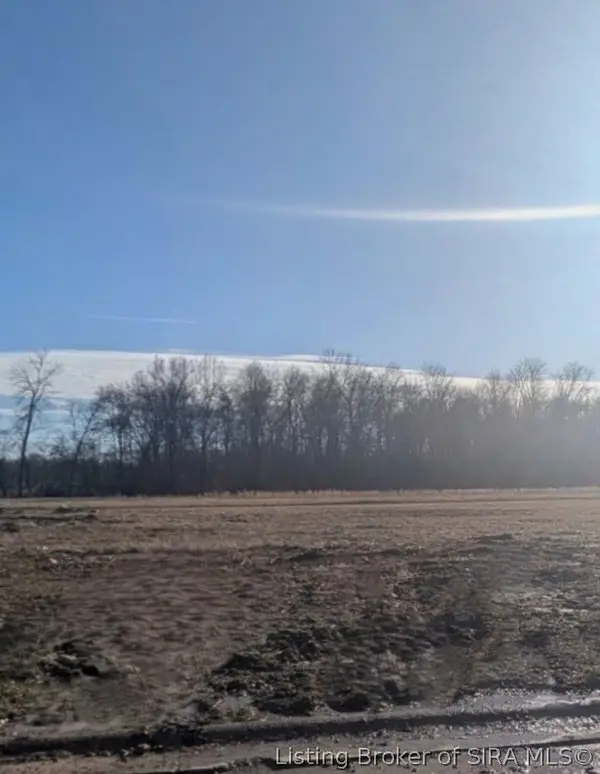 401 Springville Drive, Charlestown, IN 47111