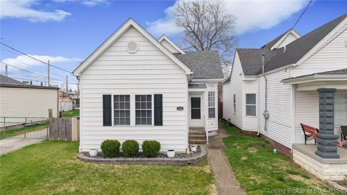 928 Meigs Avenue, Jeffersonville, IN 47130 - #1