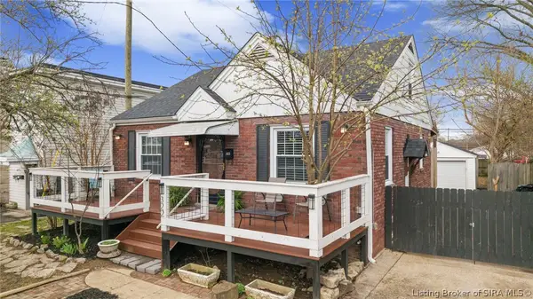 322 E Carter Avenue, Clarksville, IN 47129