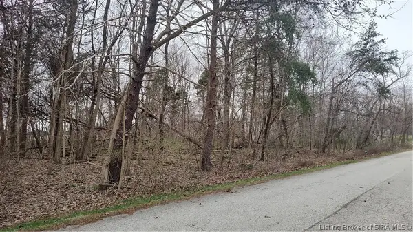 1040 Oakridge Drive, Lanesville, IN 47136