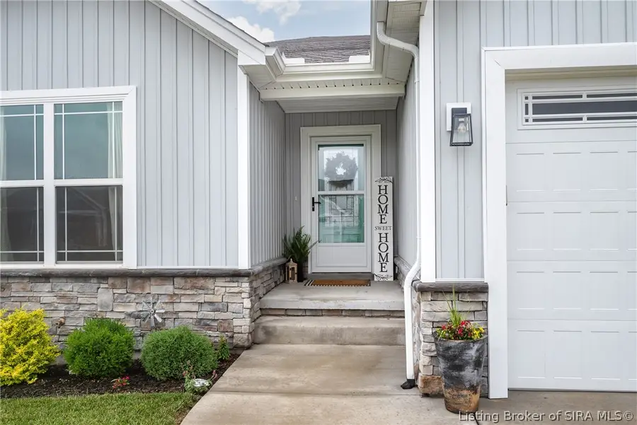 4242 Recreation Way, Jeffersonville, IN 47130 - #3