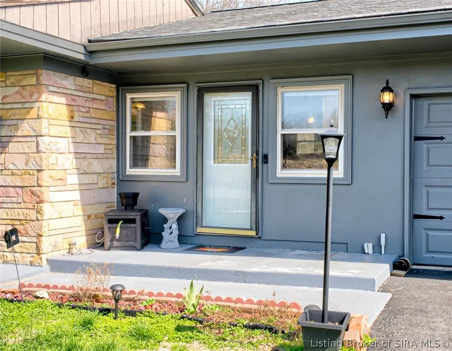 800 N Blue River Road, Pekin, IN 47165 - #3