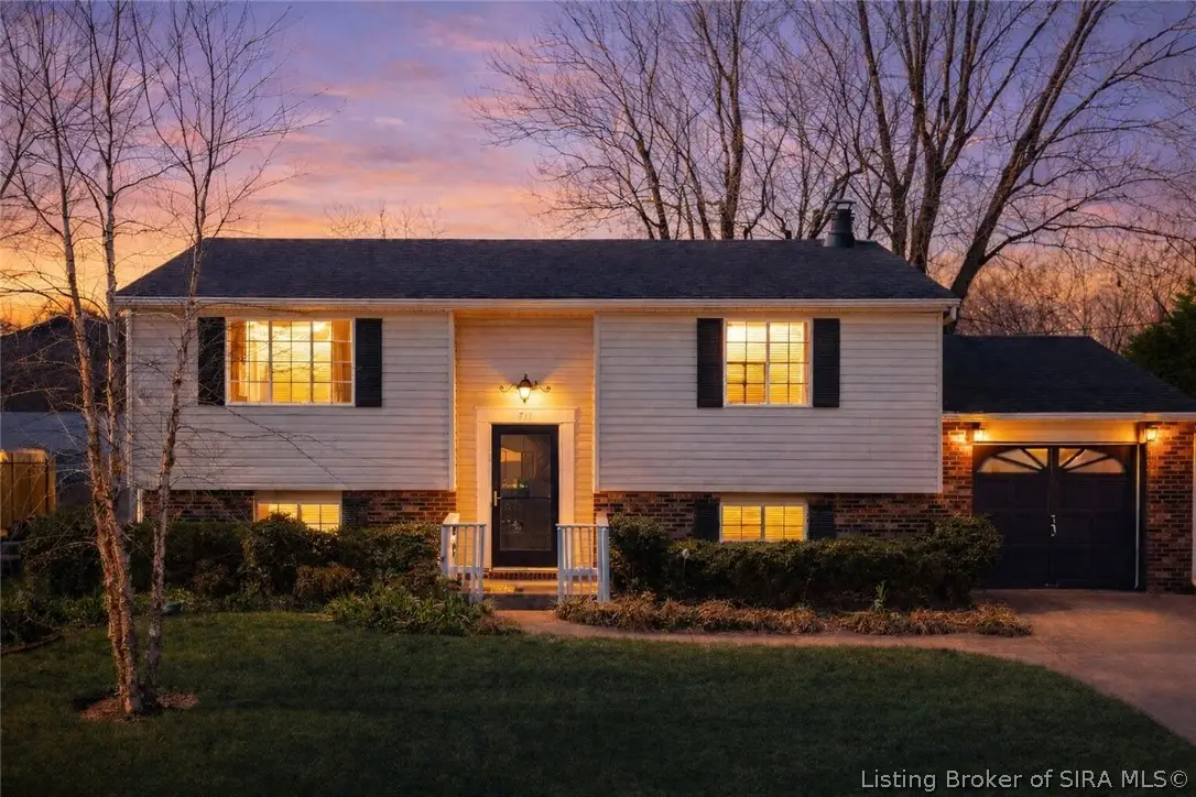 711 Saratoga Drive, Jeffersonville, IN 47130 - #1