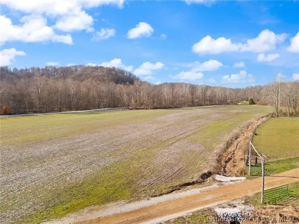 N Lick Skillett Road, Vallonia, IN 47281