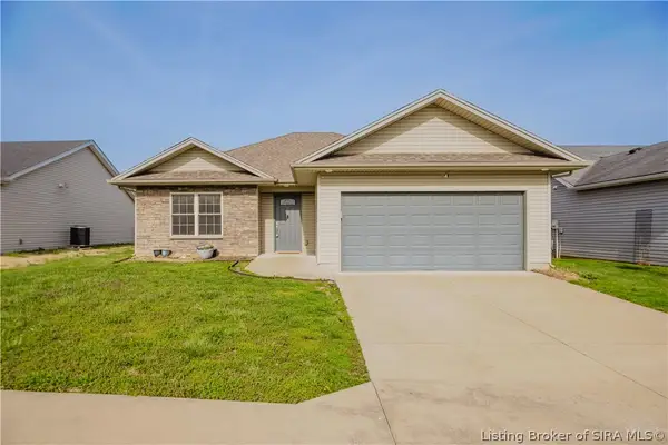 2225 Woodland Drive, Jeffersonville, IN 47130