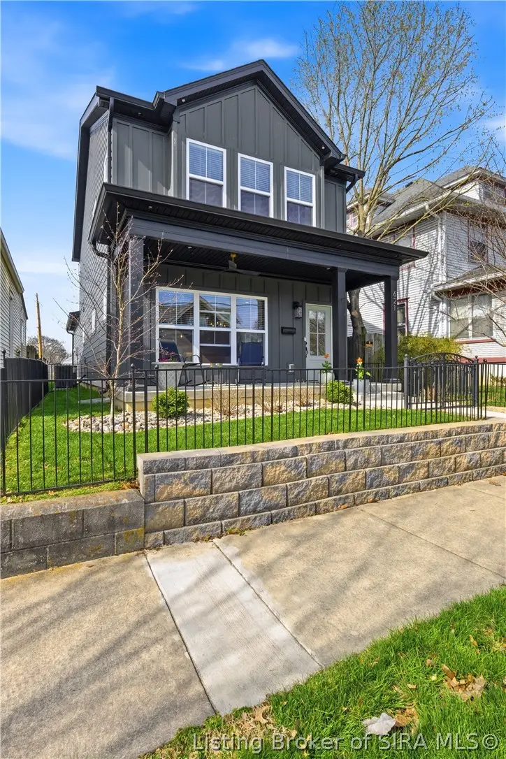 621 Thomas Street, New Albany, IN 47150 - #2