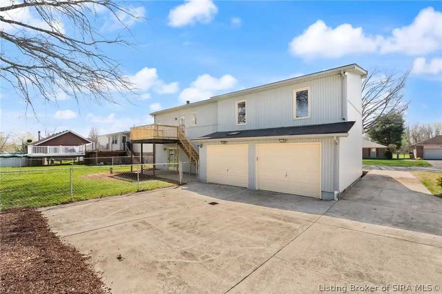 3015 Creek Ridge Drive, New Albany, IN 47150 - #3