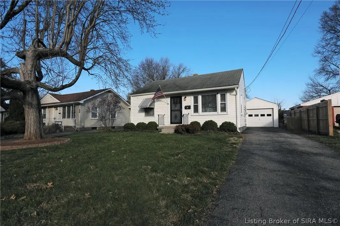 1417 E 9th Street, Jeffersonville, IN 47130 - #1