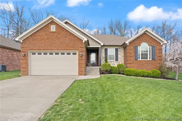 10723 Elk Run Trail, Sellersburg, IN 47172