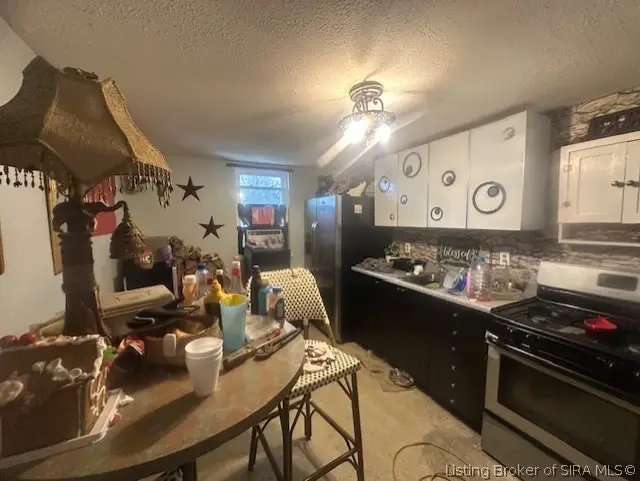 1021 Prospect Street, New Albany, IN 47150 - #3