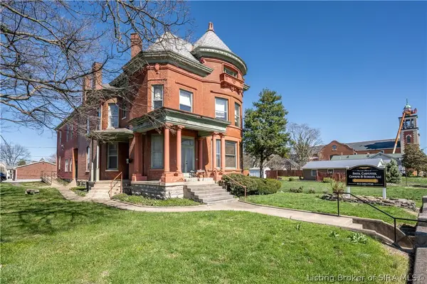 209 E Chestnut Street, Jeffersonville, IN 47130