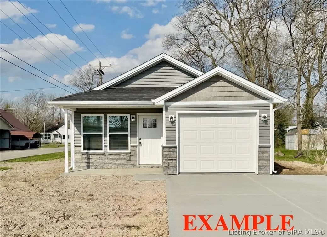 39 E Madison Street, Scottsburg, IN 47170 - #1