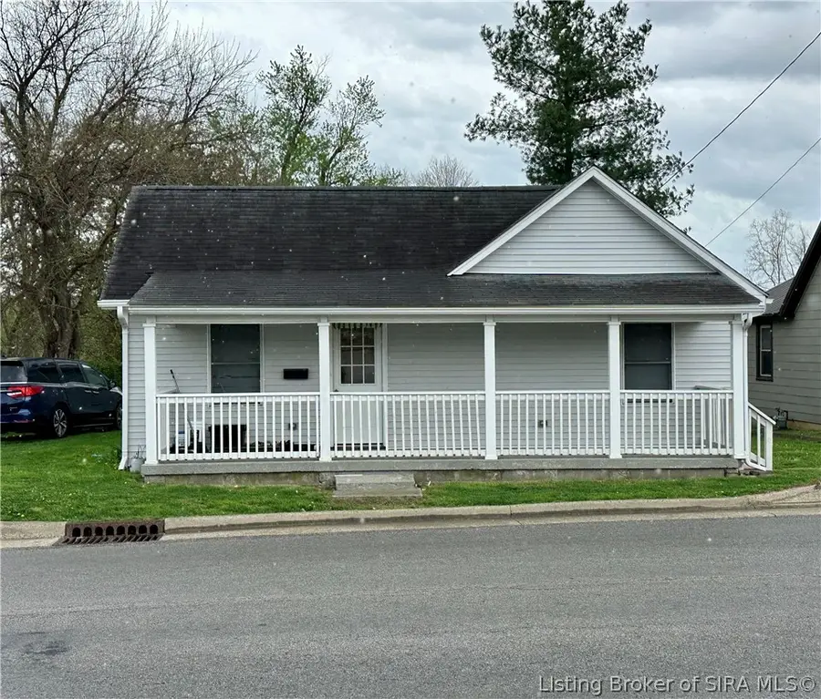 701 E Hackberry Street, Salem, IN 47167 - #2