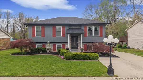 1981 Blue Teal Lane, Jeffersonville, IN 47130